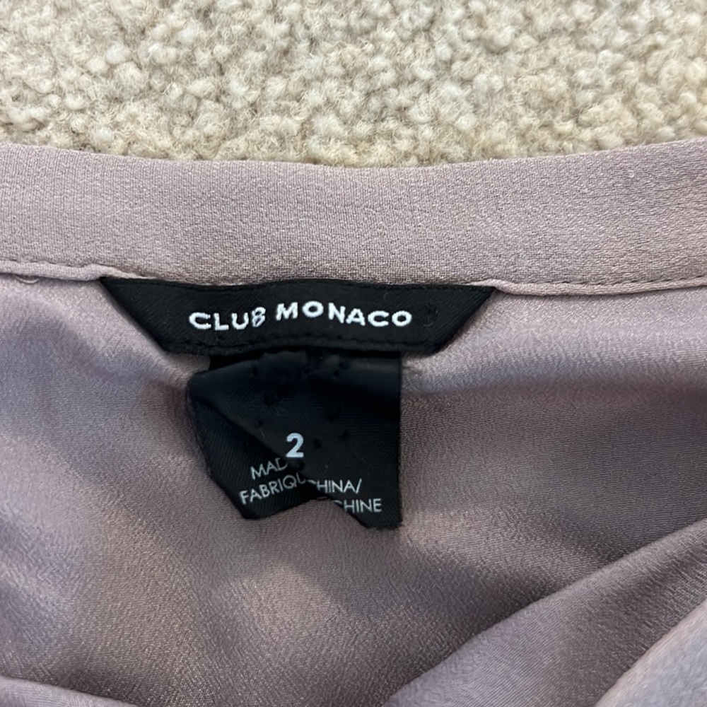 Club Monaco holiday collection skirt. Plum/mauve color. Size 2. Worn only once. - Picture 2 of 2